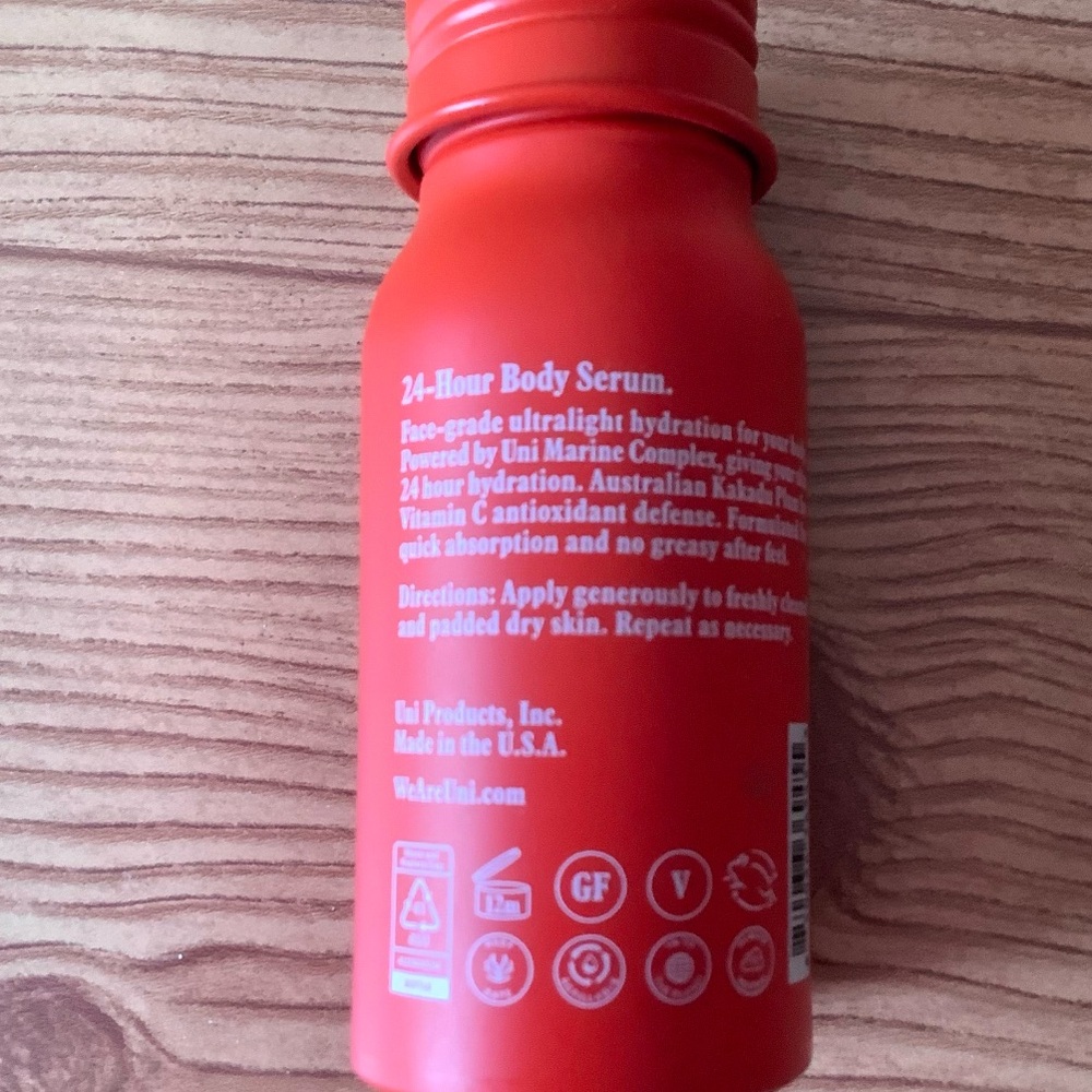 Brand New
UNI. 24- Hour Body Serum - Picture 4 of 4